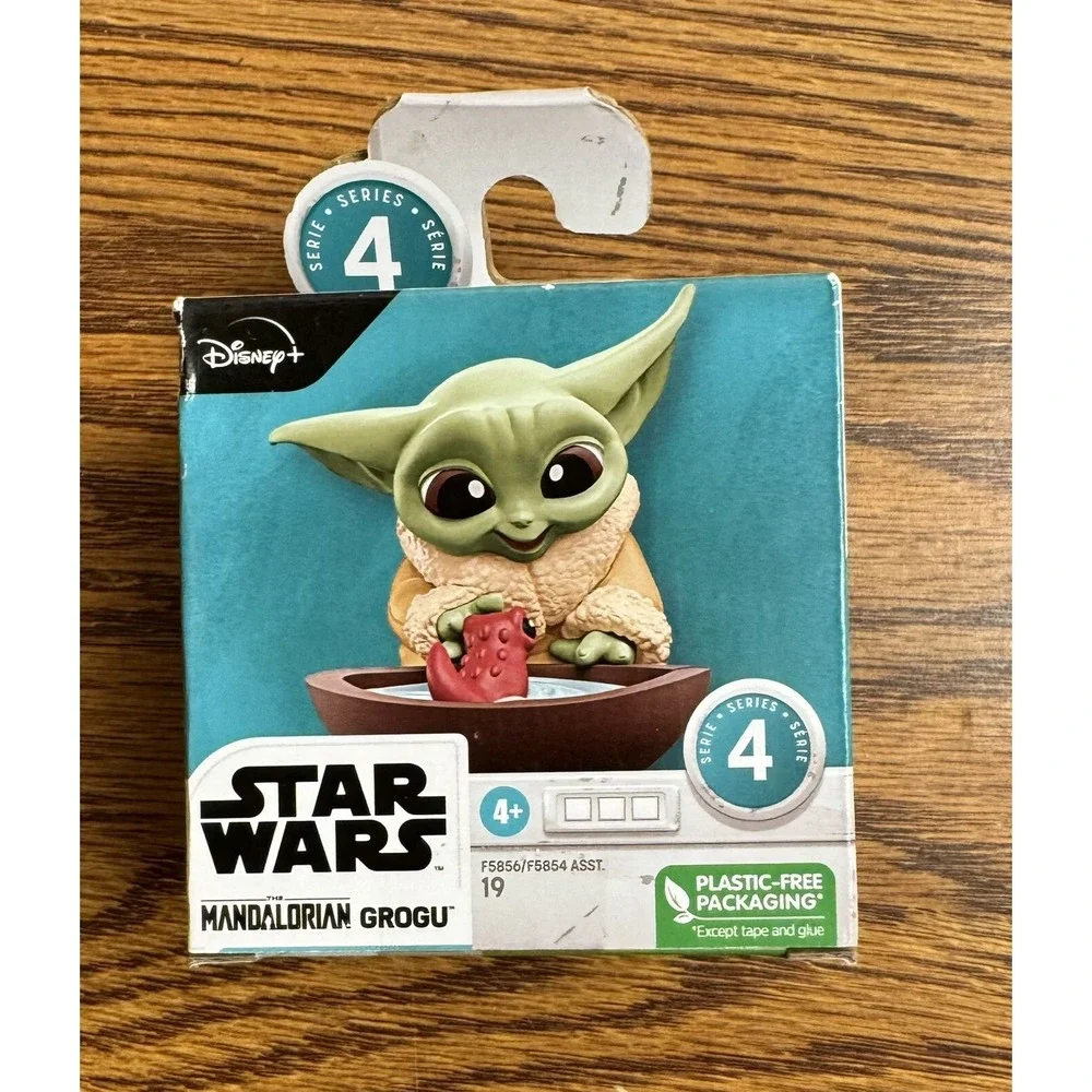 BABY YODA Star Wars Mandalorian THE CHILD Bounty Collection Series 4 GROGU # 19
